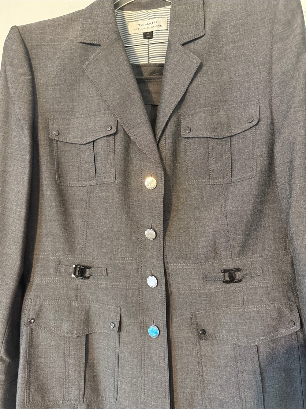 Tahari ASL Women's Charcoal Gray Structured suit - Picture 3 of 12